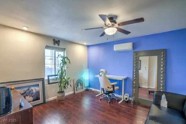 $649,900 | 211 West Atlantic Avenue, Henderson, NV 89015