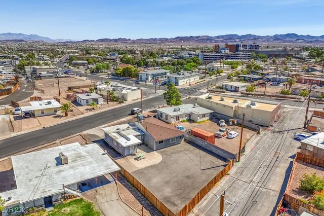 $649,900 | 211 West Atlantic Avenue, Henderson, NV 89015