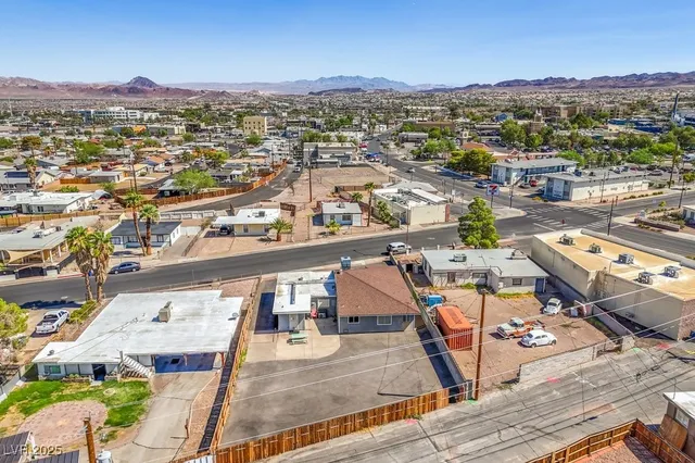 $649,900 | 211 West Atlantic Avenue, Henderson, NV 89015