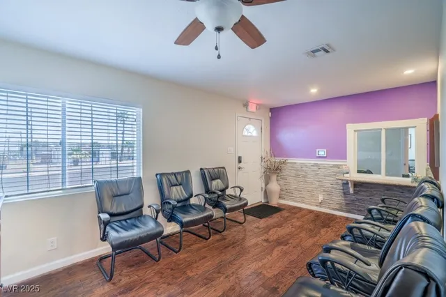 $649,900 | 211 West Atlantic Avenue, Henderson, NV 89015