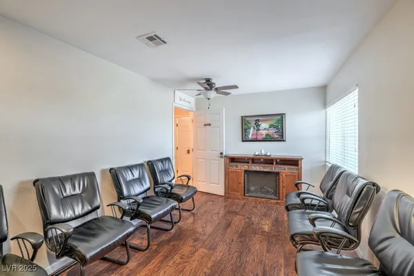 $649,900 | 211 West Atlantic Avenue, Henderson, NV 89015