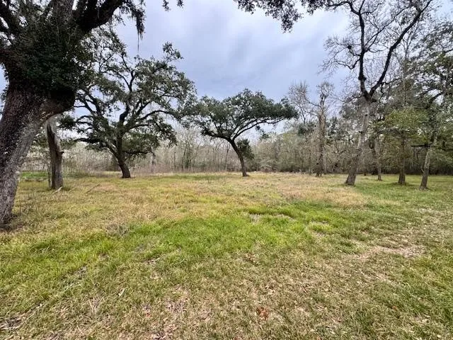 $399,900 | 3747 County Road 611, Angleton, TX 77515