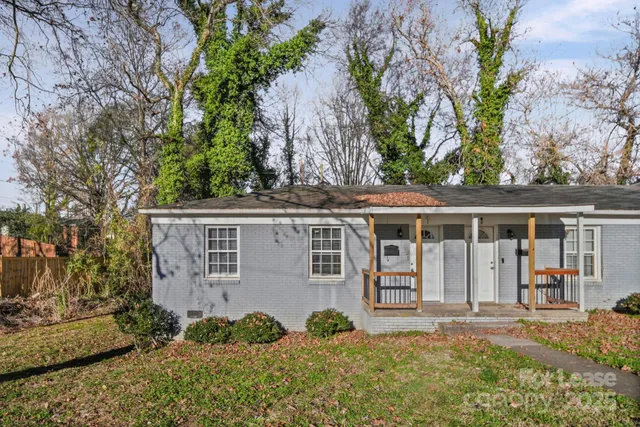 $1,100 | 2621 Druid Hls Way, Unit 1, Charlotte, NC 28206