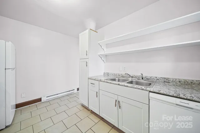 $1,100 | 2621 Druid Hls Way, Unit 1, Charlotte, NC 28206