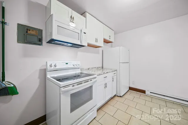 $1,100 | 2621 Druid Hls Way, Unit 1, Charlotte, NC 28206