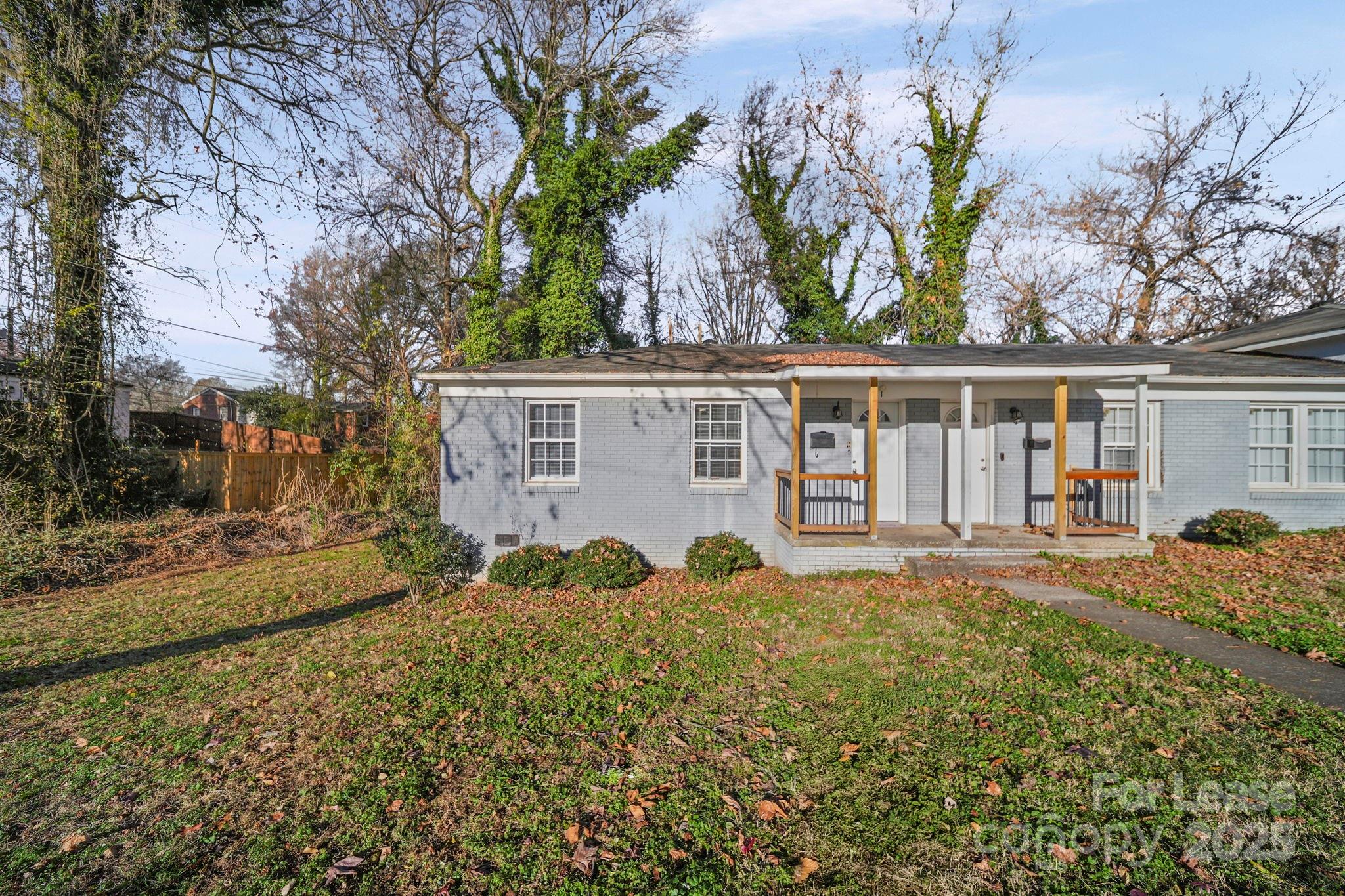 2621 Druid Hls Way, Unit 1 Charlotte, NC 28206 - Photo 2 of 28