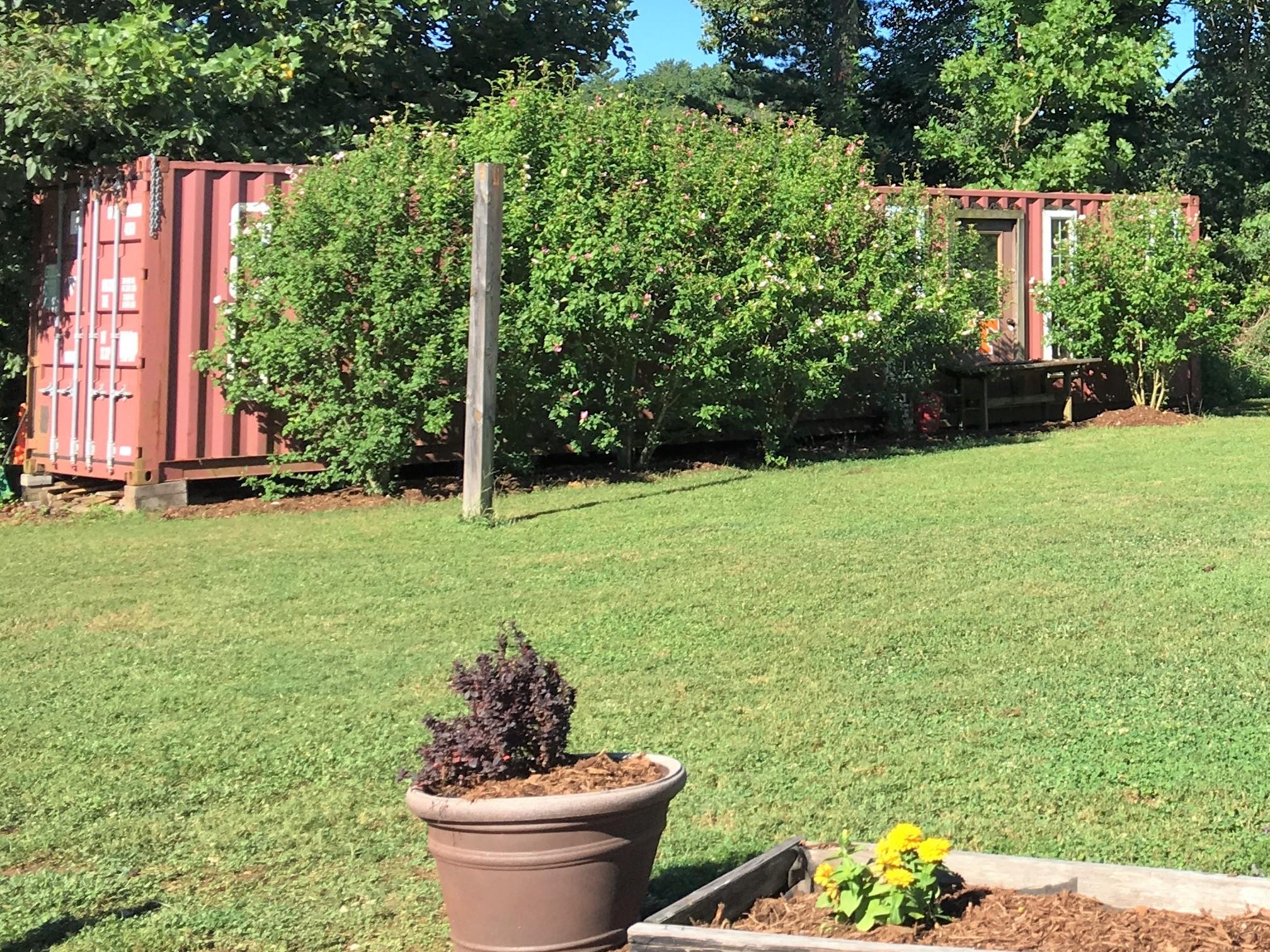 13543 Hardy Road Hardy, VA 24101 - Photo 21 of 24 a backyard of a house with lots of green space and fountain