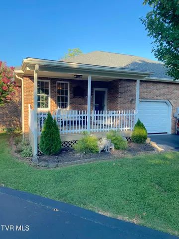 $2,500 | 411 Eastley Court, Unit H, Kingsport, TN 37660