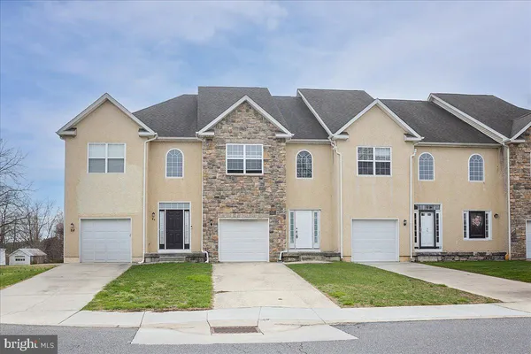 $299,000 | 86 Smyrna Avenue, Clayton, DE 19938