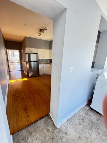 $2,300 | 511 North Taylor Avenue, Unit 3, Oak Park, IL 60302