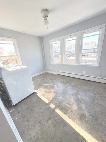 $2,300 | 511 North Taylor Avenue, Unit 3, Oak Park, IL 60302