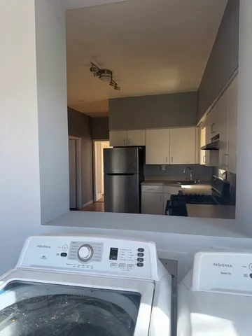 $2,300 | 511 North Taylor Avenue, Unit 3, Oak Park, IL 60302