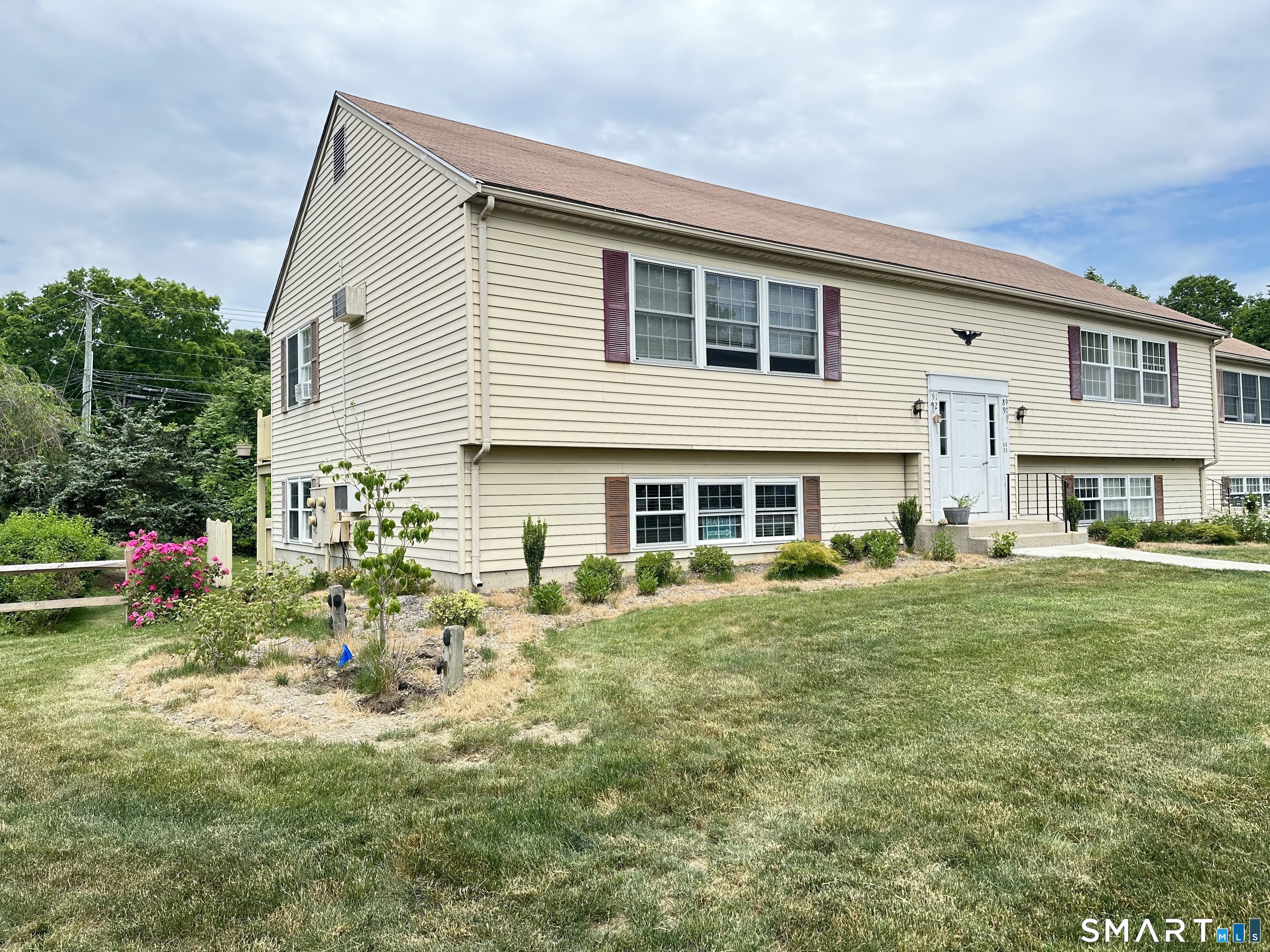 92 Founders Village, Unit 92 Clinton, CT 06413 - Photo 2 of 18