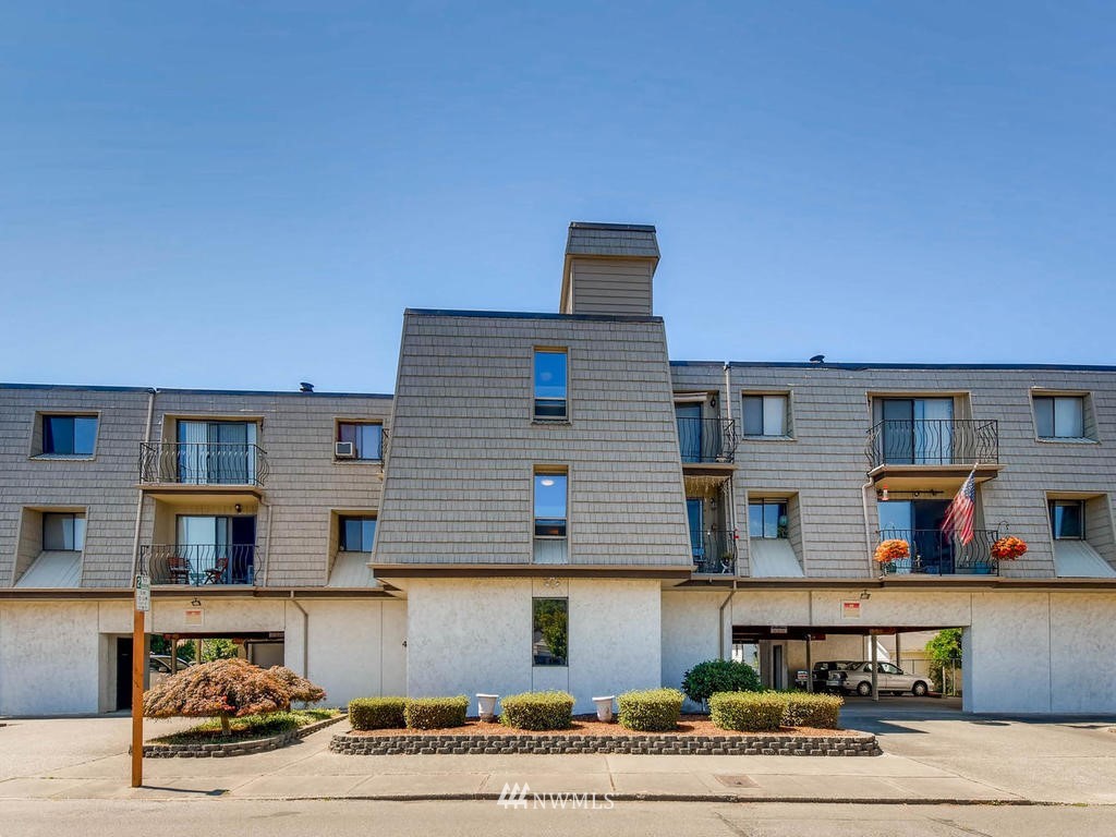 435 Williams Avenue North, Unit 104 Renton, WA 98057 - Photo 1 of 11 Gallery Image 1