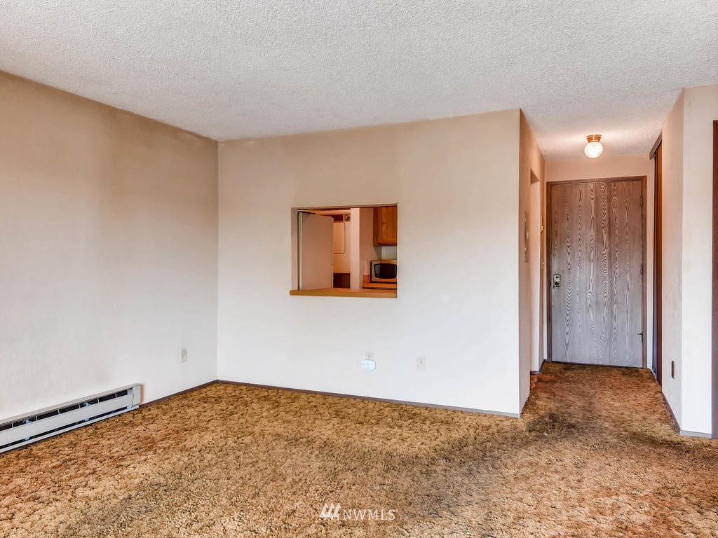 435 Williams Avenue North, Unit 104 Renton, WA 98057 - Photo 3 of 11 Gallery Image 3