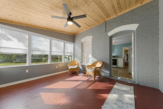 $274,900 | 219 Davis Street, Le Sueur, MN 56058