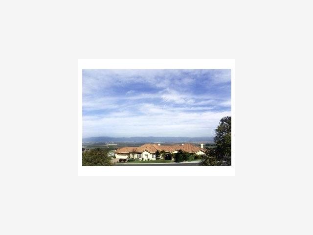 19830 Spring Ridge Terrace Salinas, CA 93908 - Photo 1 of 9 Gallery Image 1