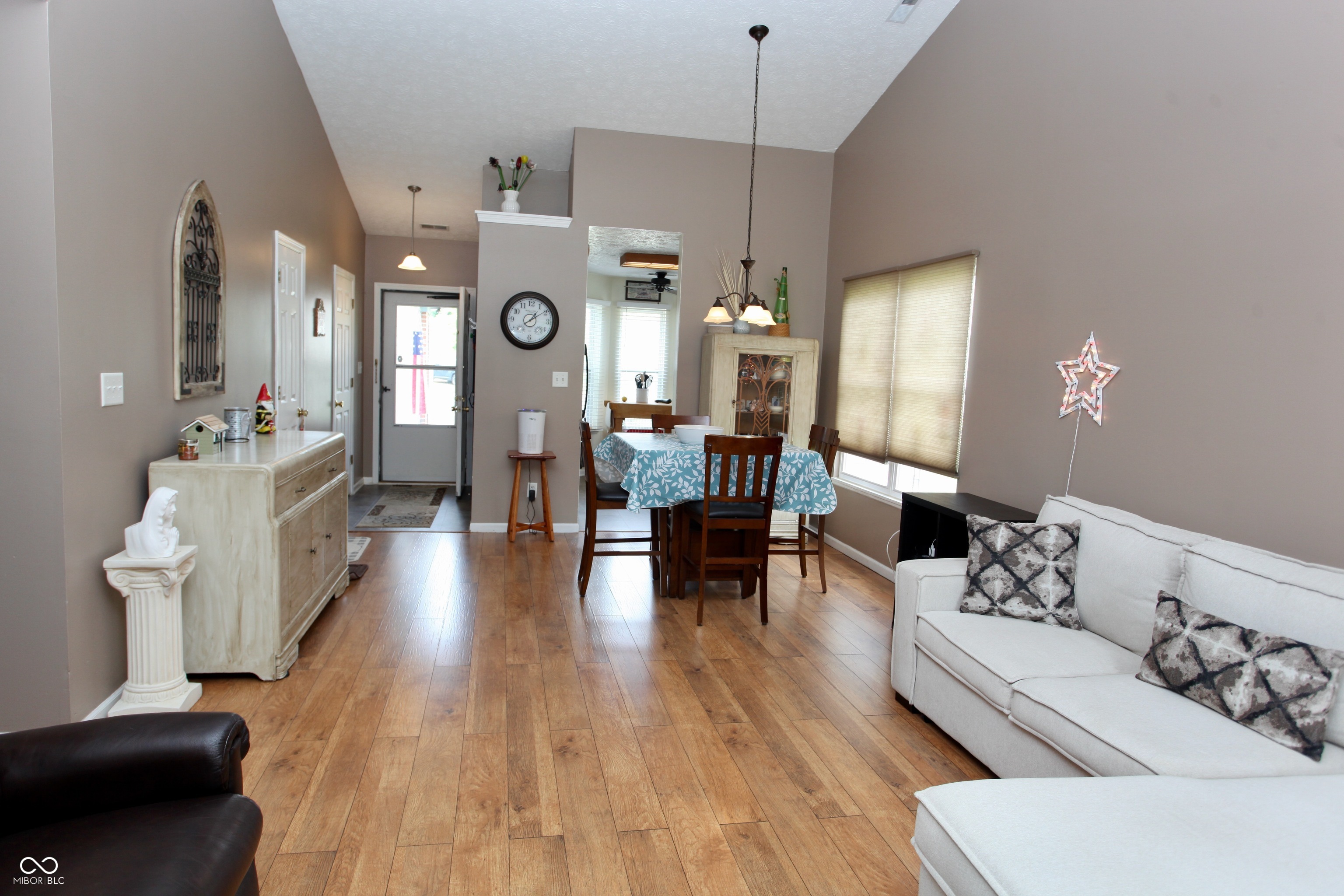 2909 Inverrary Court Indianapolis, IN 46234 - Photo 12 of 40 Gallery Image 12