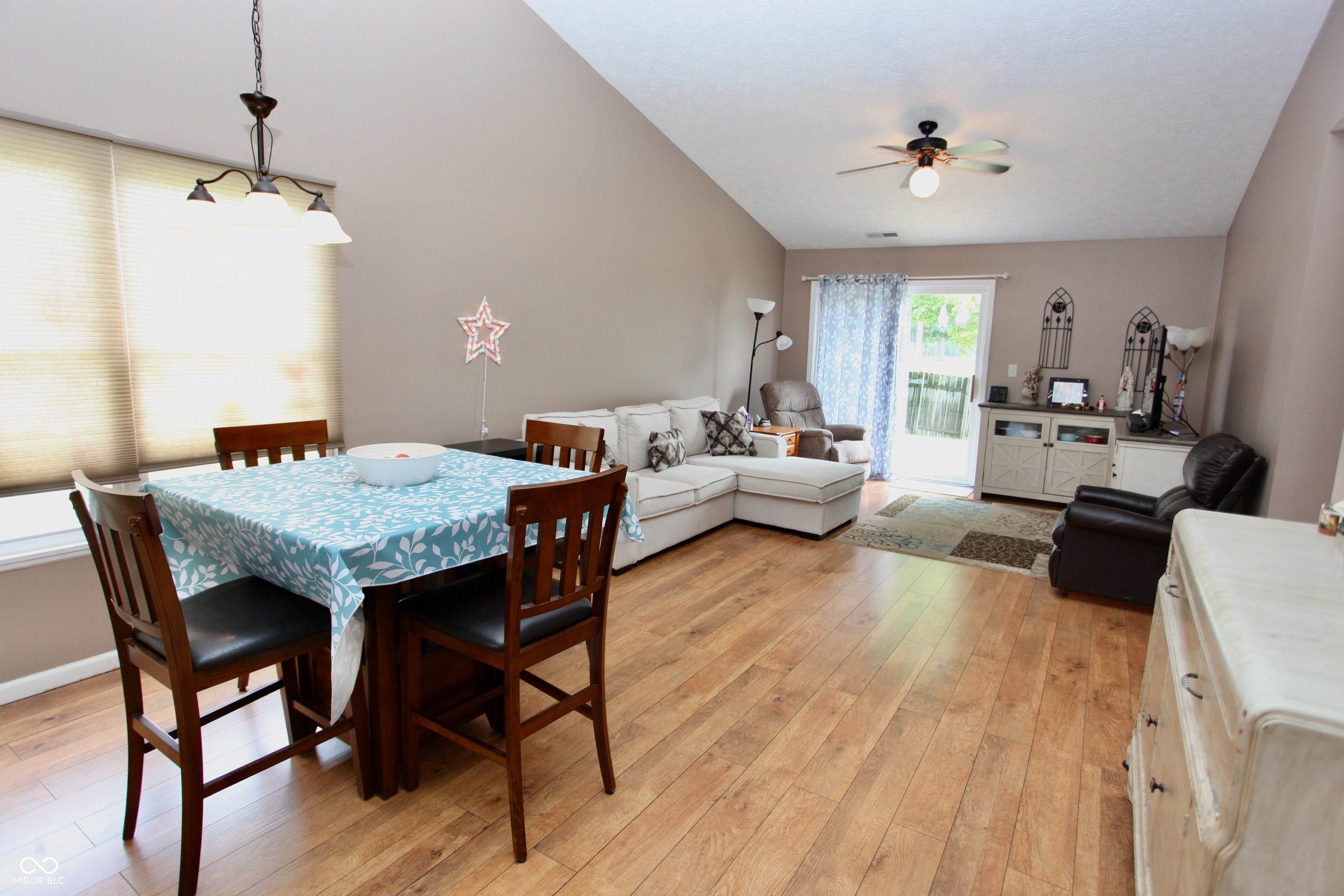 2909 Inverrary Court Indianapolis, IN 46234 - Photo 5 of 40 Gallery Image 5