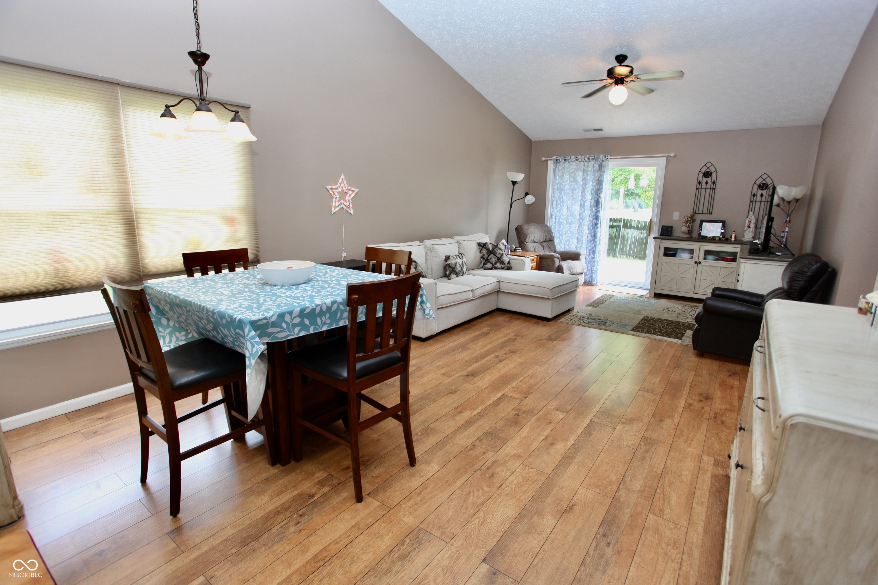 2909 Inverrary Court Indianapolis, IN 46234 - Photo 6 of 40 Gallery Image 6