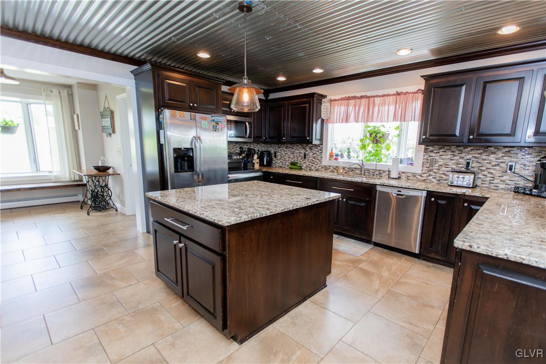 350 True Blue Road Bangor, PA 18013 - Photo 7 of 50 Gallery Image 7
