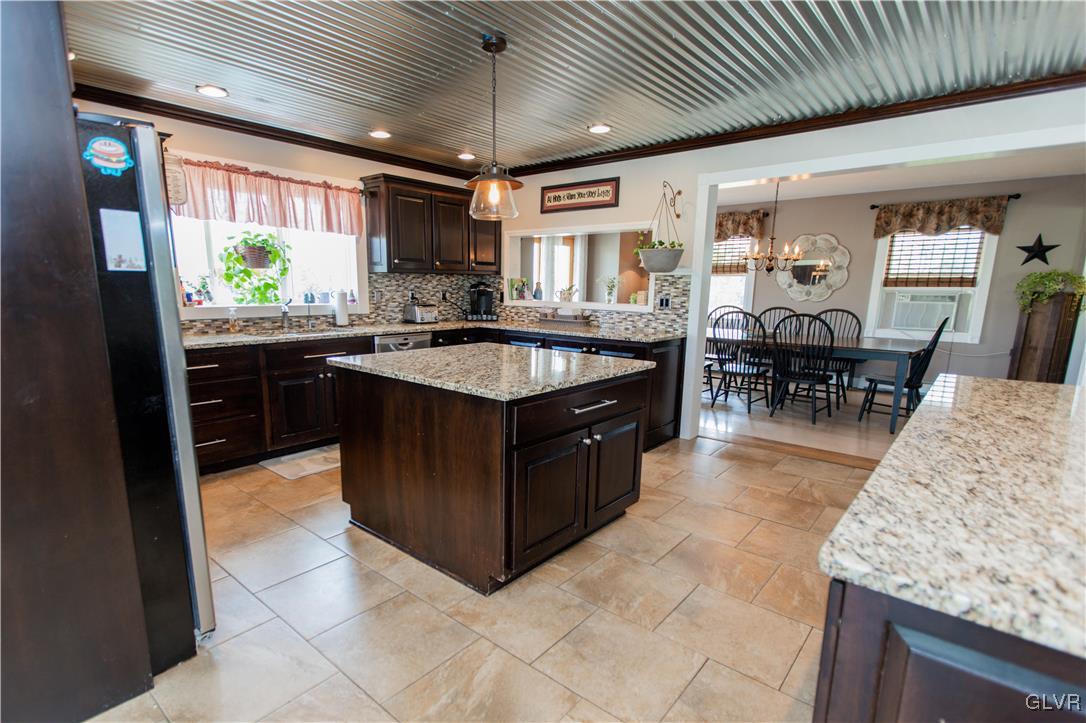 350 True Blue Road Bangor, PA 18013 - Photo 8 of 50 Gallery Image 8