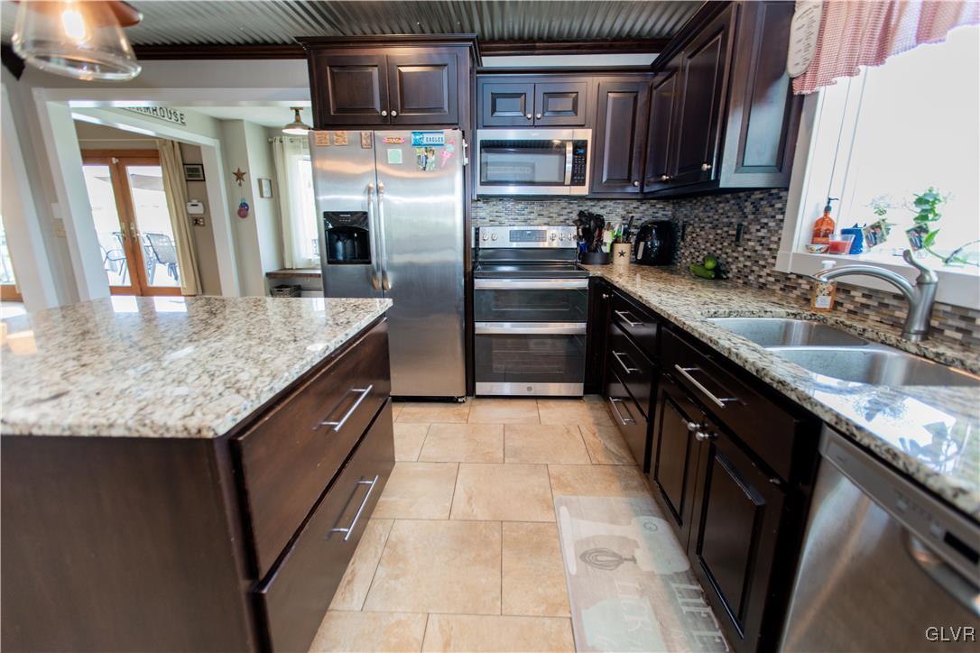 350 True Blue Road Bangor, PA 18013 - Photo 9 of 50 Gallery Image 9