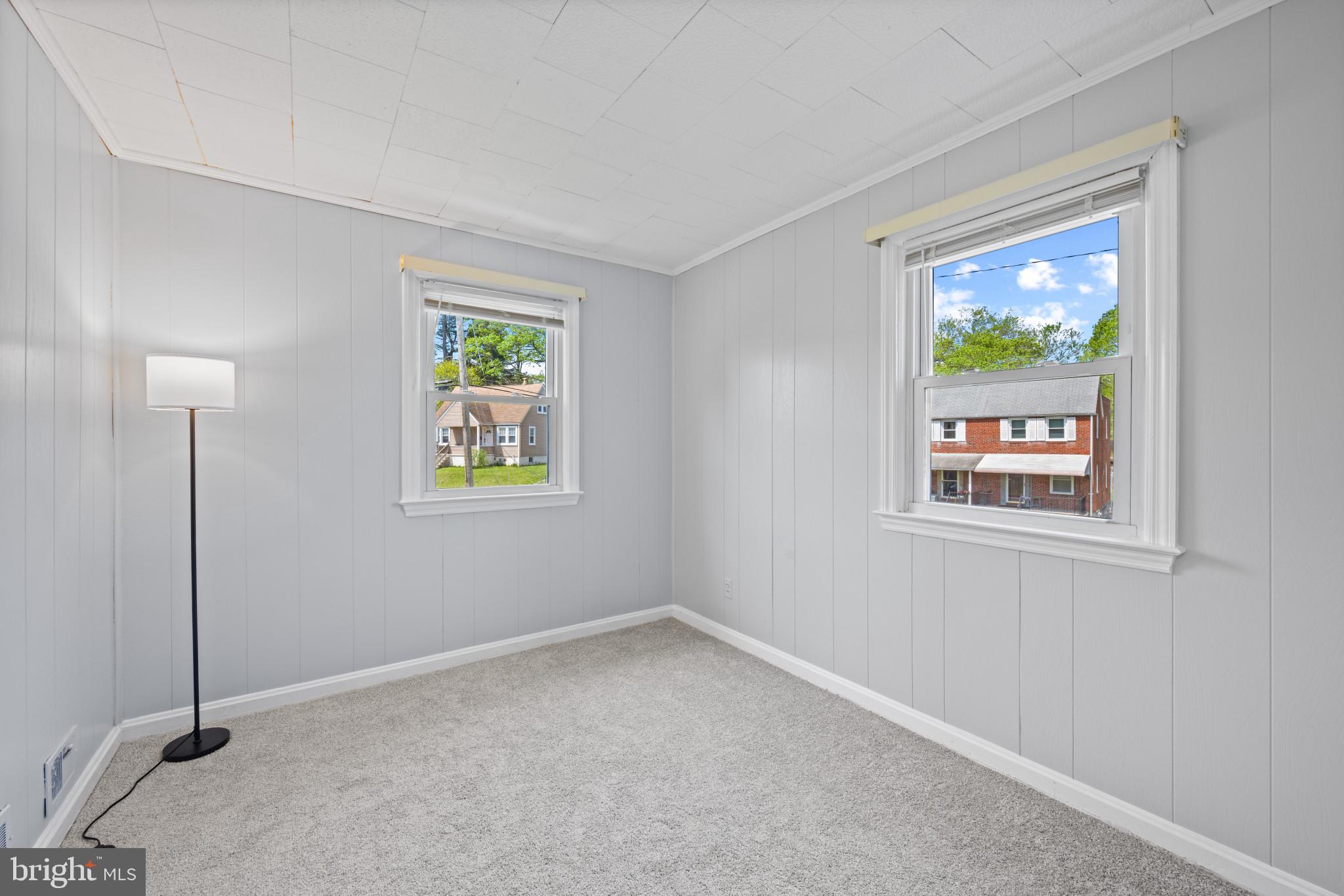 301 3rd Street Baltimore, MD 21206 - Photo 20 of 25 a view of an empty room with window