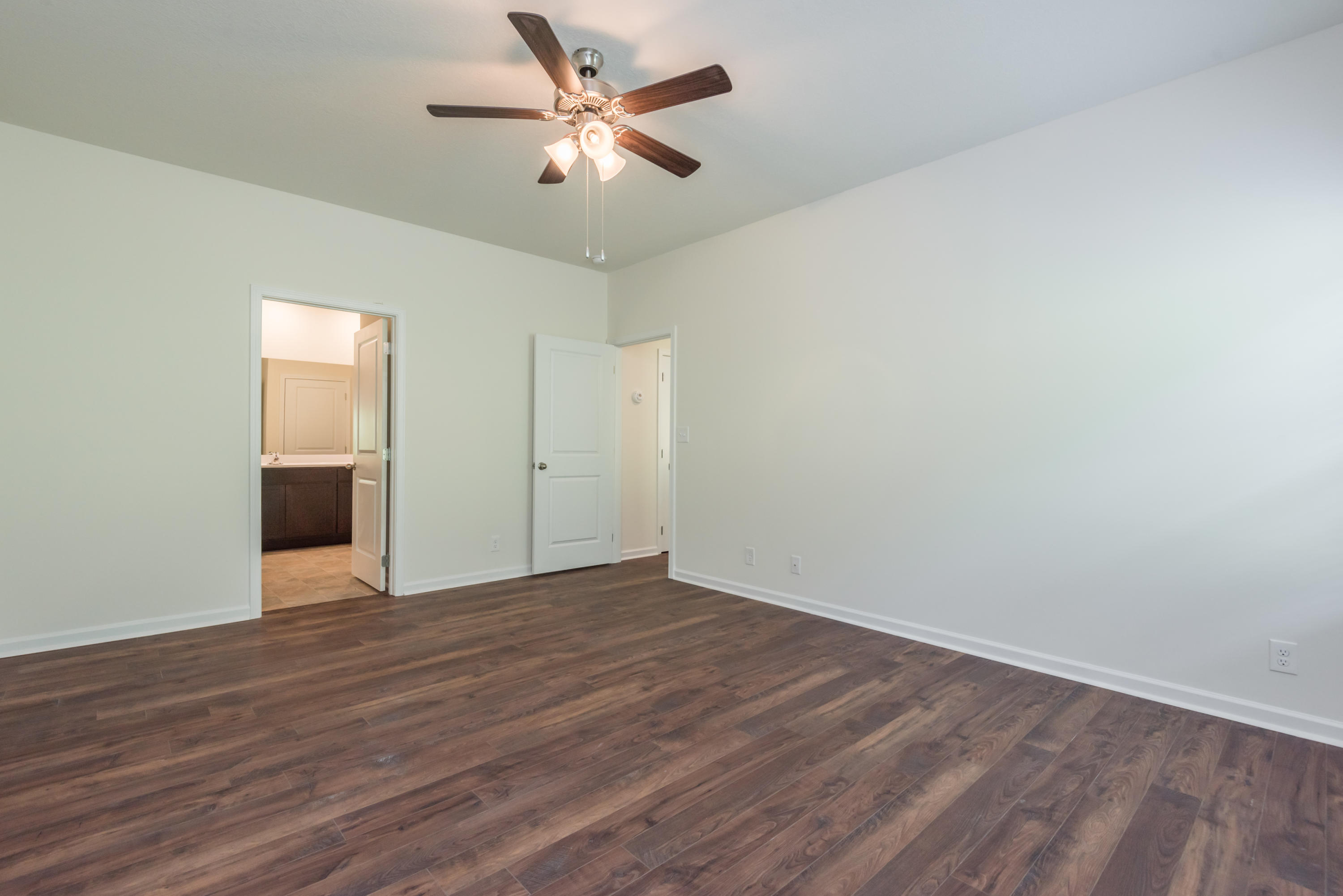126 Ibis Loop Oak Ridge, TN 37830 - Photo 12 of 33 Master Bedroom