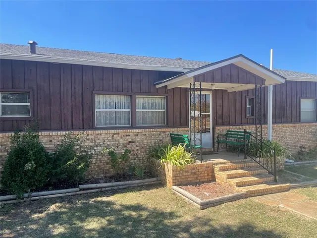 $189,000 | 615 North Harvey, Breckenridge, TX 76424