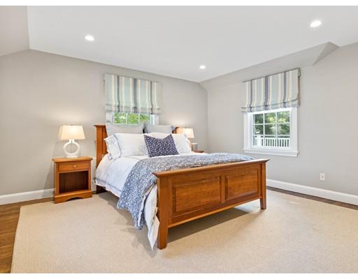 160 Laurel Road Brookline, MA 02467 - Photo 21 of 35