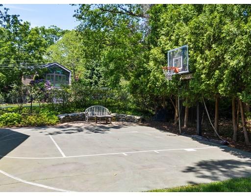 160 Laurel Road Brookline, MA 02467 - Photo 33 of 35