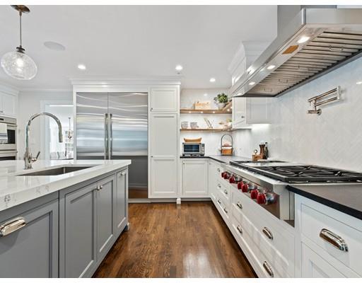 160 Laurel Road Brookline, MA 02467 - Photo 8 of 35
