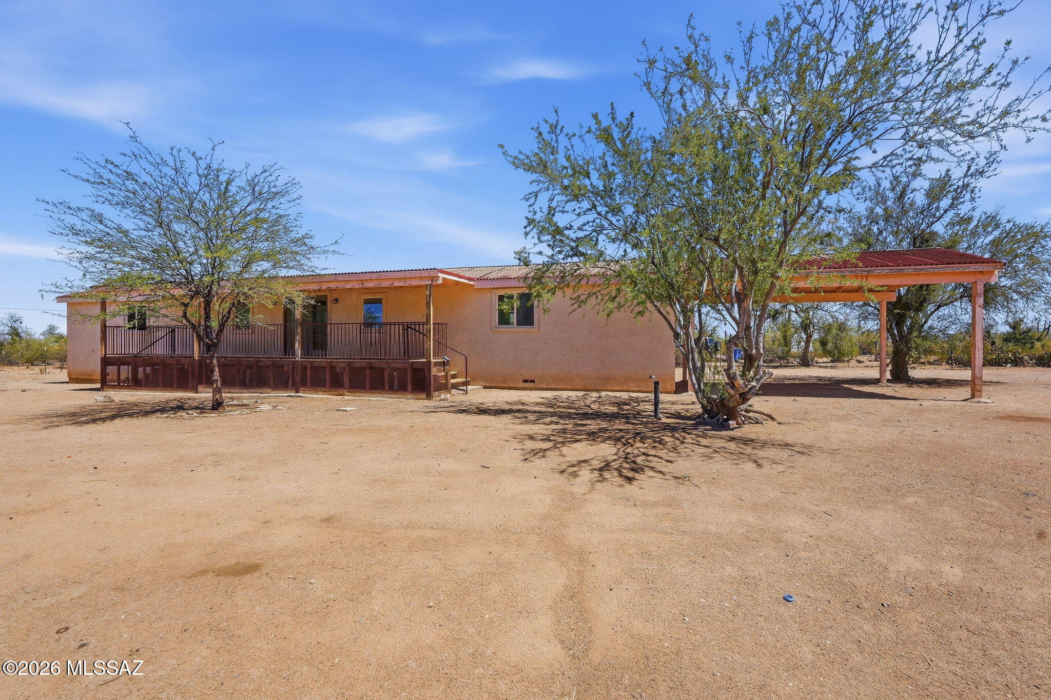 6811 North Guthrie Road Tucson, AZ 85743 - Photo 4 of 35 004_ListerPros