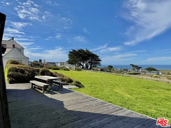 $3,540 | 45340 Little Lake Street, Unit A, Mendocino, CA 95460