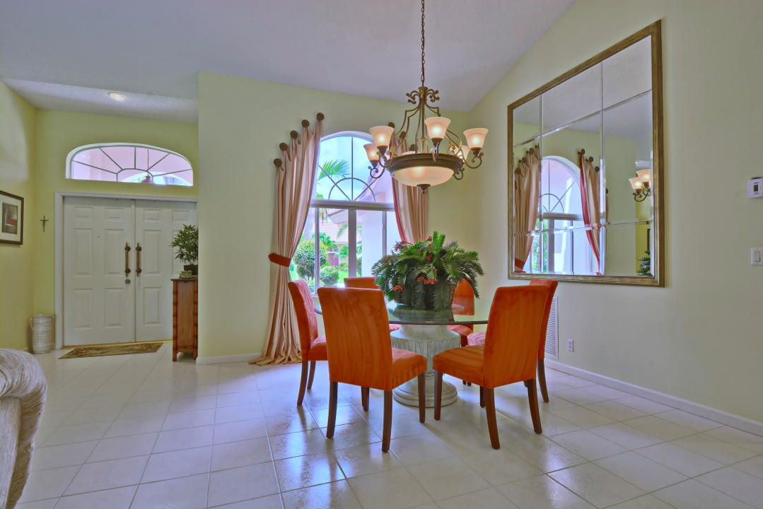 10269 Camelback Lane Boca Raton, FL 33498 - Photo 11 of 27 N2Go16