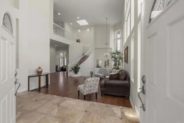 $1,594,999 | 9432 Hito Court, Unit 1, San Diego, CA 92129