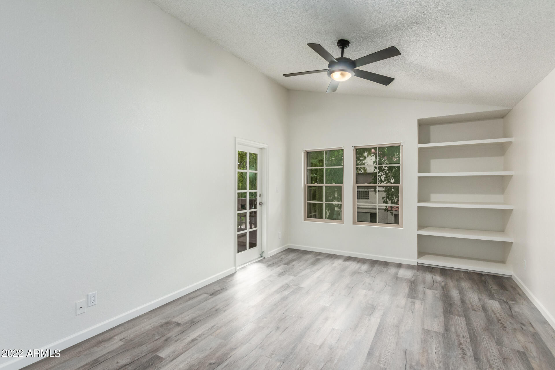 2855 South Ext Road, Unit 212 Mesa, AZ 85210 - Photo 3 of 21 03 - Extension