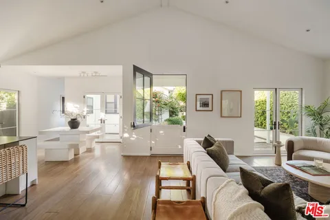 $1,899,000 | 4128 Baywood Street, Los Angeles, CA 90039