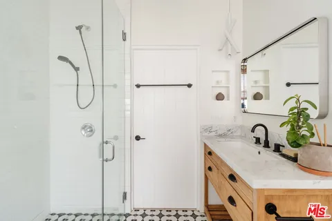 $1,899,000 | 4128 Baywood Street, Los Angeles, CA 90039