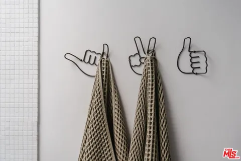 $1,899,000 | 4128 Baywood Street, Los Angeles, CA 90039