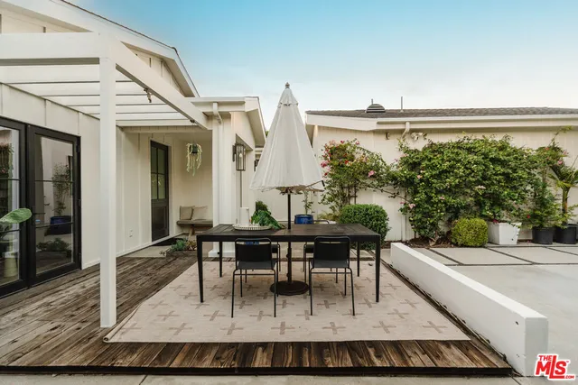 $1,899,000 | 4128 Baywood Street, Los Angeles, CA 90039