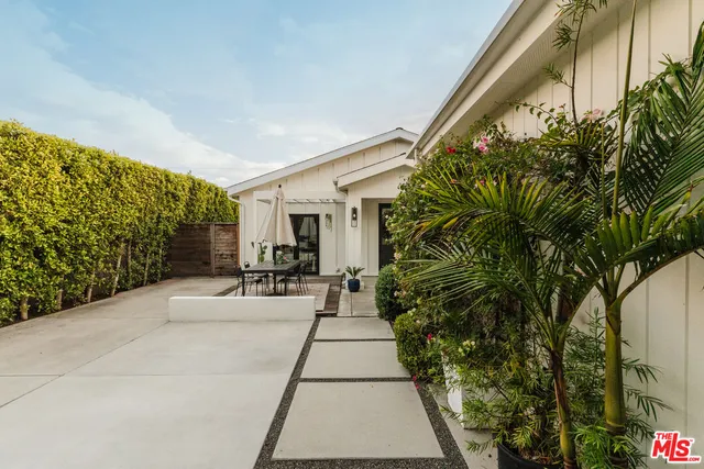 $1,899,000 | 4128 Baywood Street, Los Angeles, CA 90039