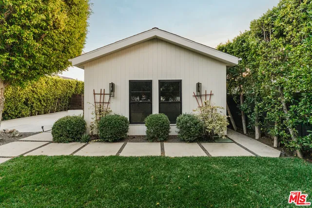 $1,899,000 | 4128 Baywood Street, Los Angeles, CA 90039