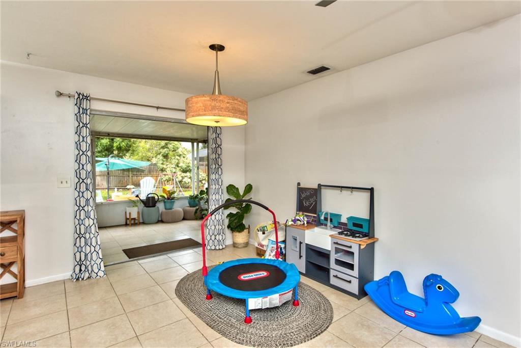 7348 Barragan Road Fort Myers, FL 33967 - Photo 15 of 27