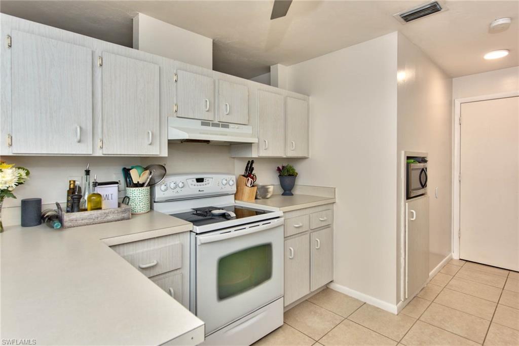 7348 Barragan Road Fort Myers, FL 33967 - Photo 7 of 27