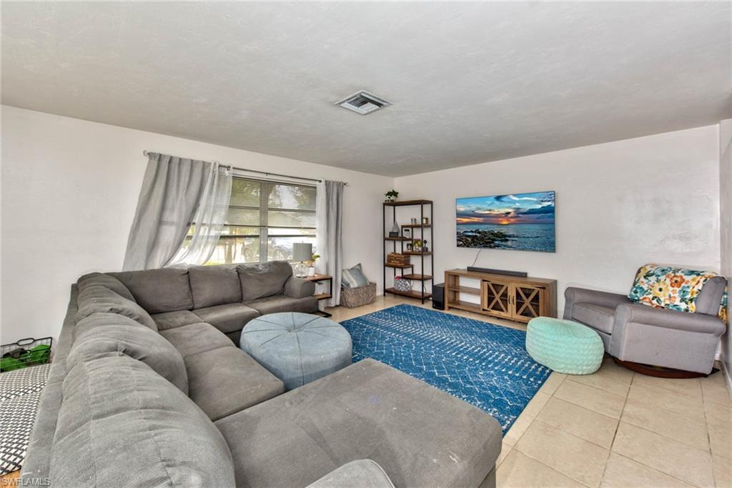7348 Barragan Road Fort Myers, FL 33967 - Photo 9 of 27