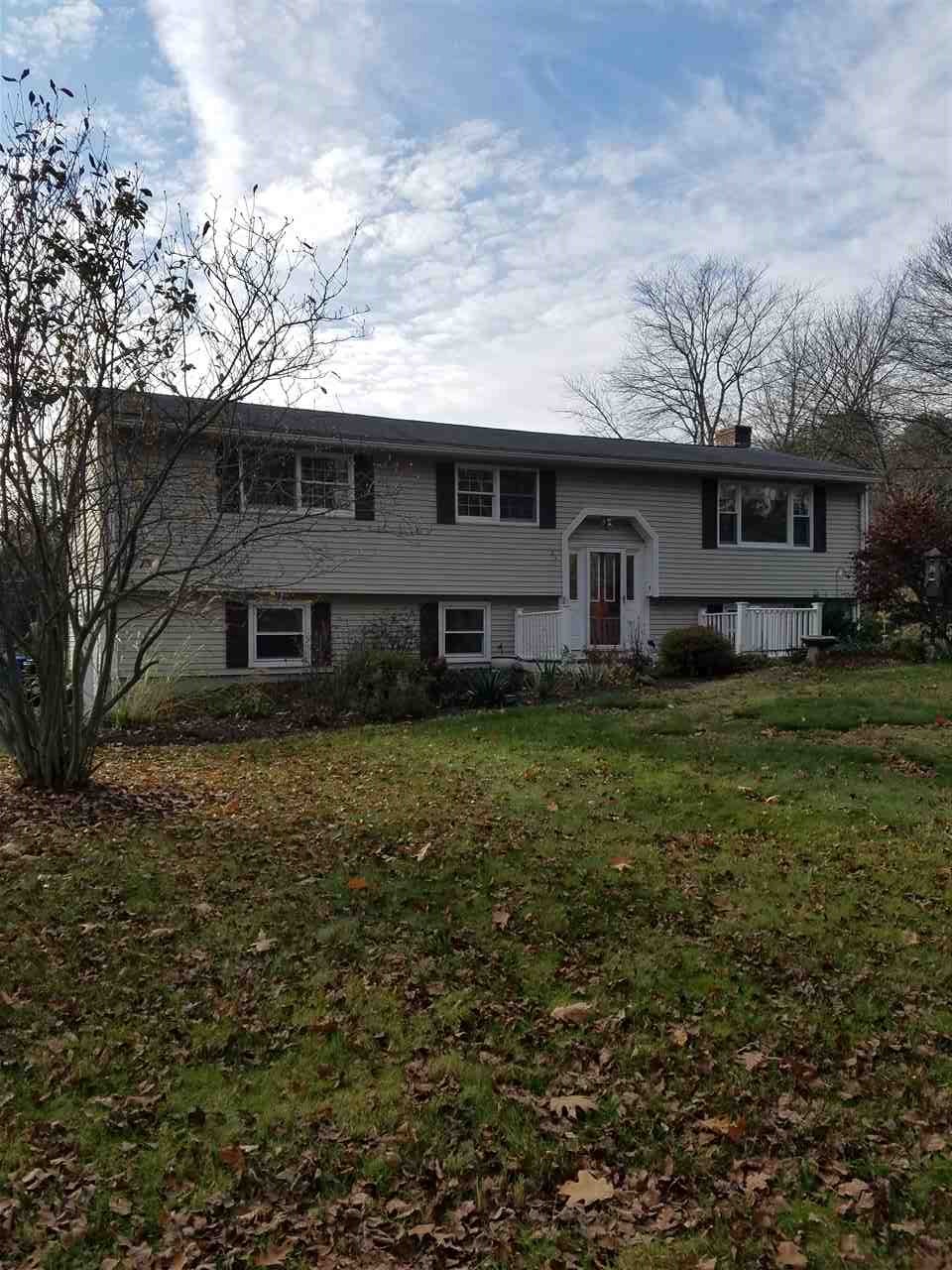 125 Musquash Road Hudson, NH 03051 - Photo 1 of 20