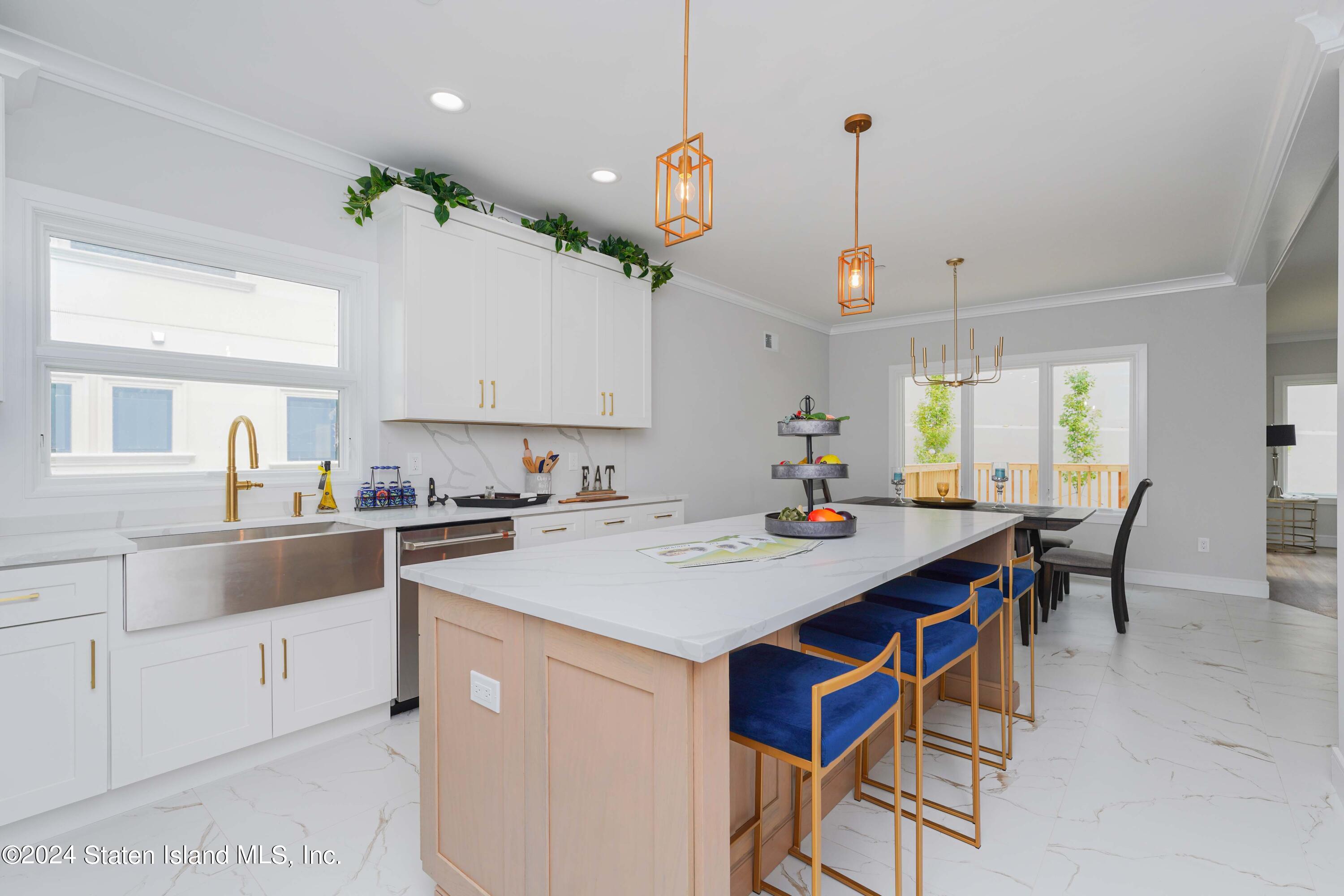 5 Torrice Loop Staten Island, NY 10309 - Photo 14 of 58 Photo Sep 22 2024, 12 56 52 AM