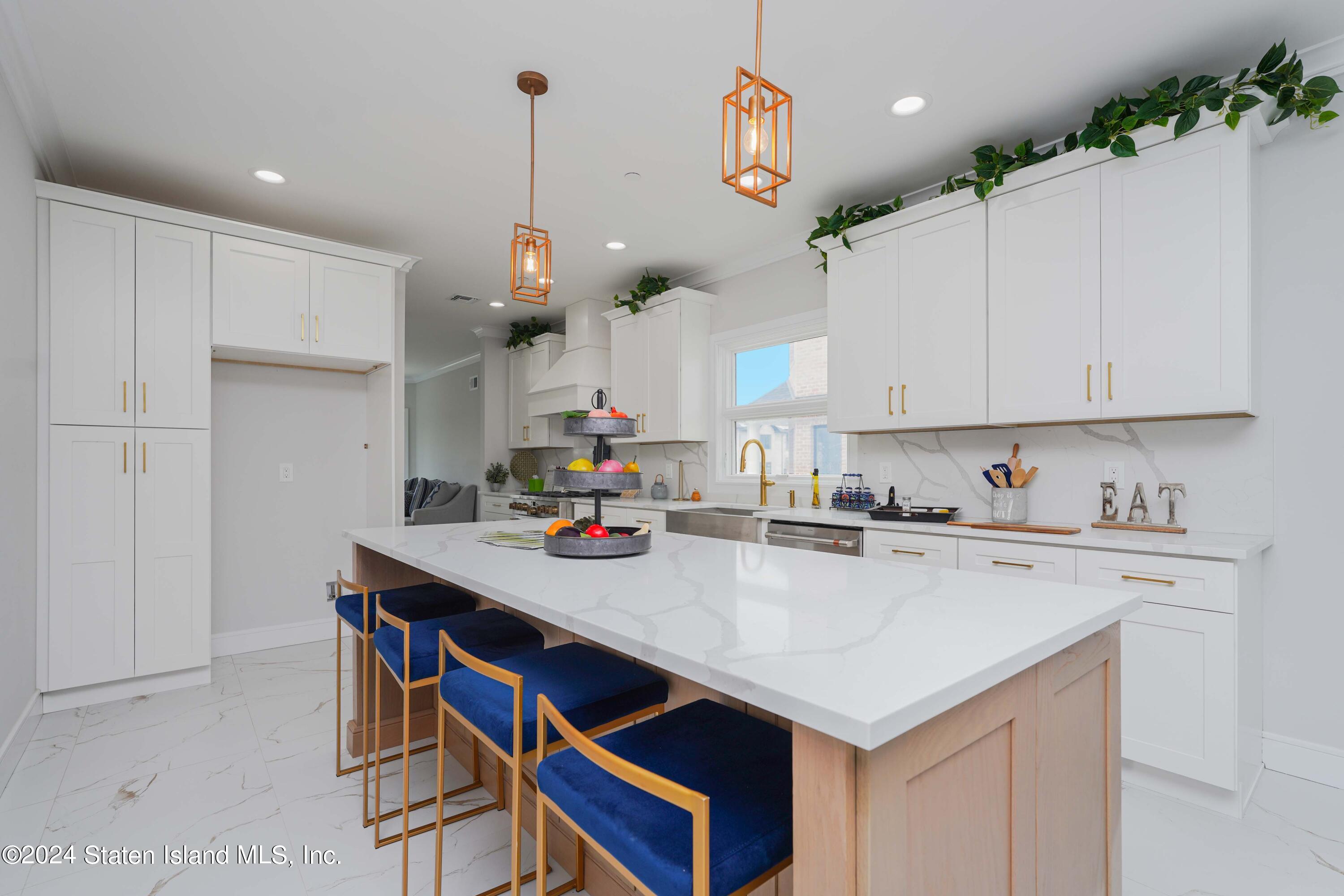 5 Torrice Loop Staten Island, NY 10309 - Photo 20 of 58 Photo Sep 22 2024, 12 57 51 AM